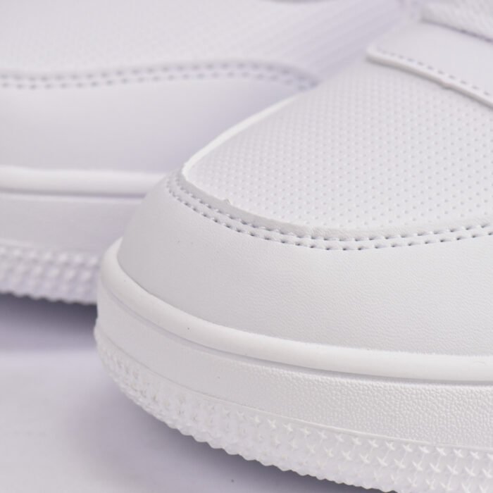 Baskets Champion Rebound Low White - Image 7