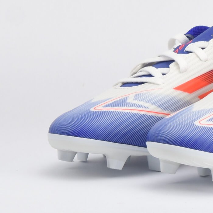 Adidas F50 Club FXG M – chaussures de football légères pour terrains naturels et synthétiques