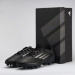 Adidas F50 Club FXG M – chaussures de football légères pour terrains naturels et synthétiques