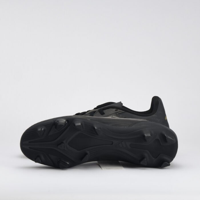 Adidas F50 Club FXG M – chaussures de football légères pour terrains naturels et synthétiques