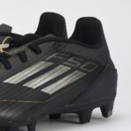 Adidas F50 Club FXG M – chaussures de football légères pour terrains naturels et synthétiques