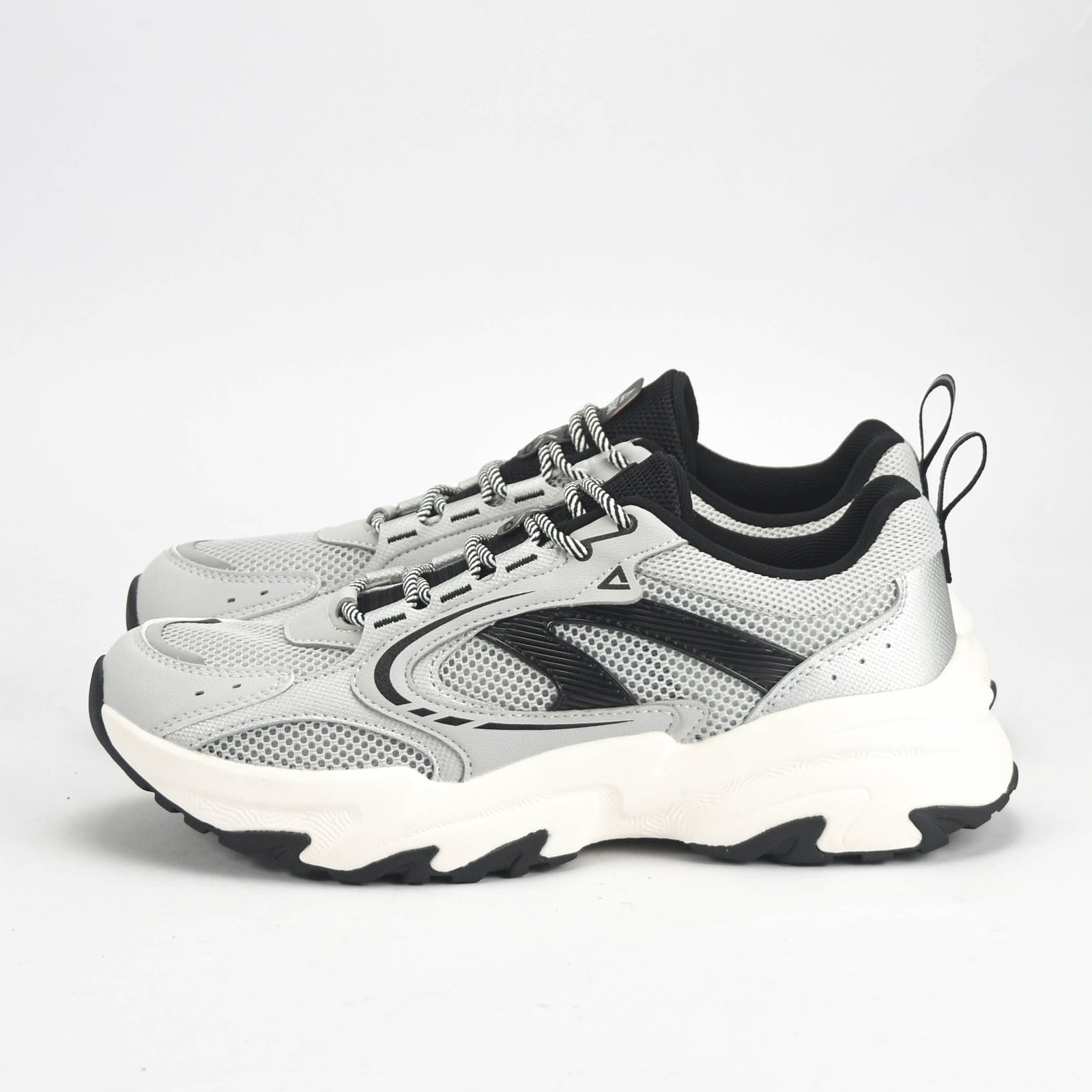 Baskets PEAK Taichi – Sneakers Running Amorti Confort en Algérie Baskets PEAK Taichi – Sneakers Running Amorti Confort en Algérie