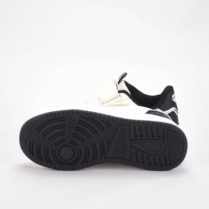 Baskets HI-TEC Enfant BLACK & WHITE en Algérie | Sneakers