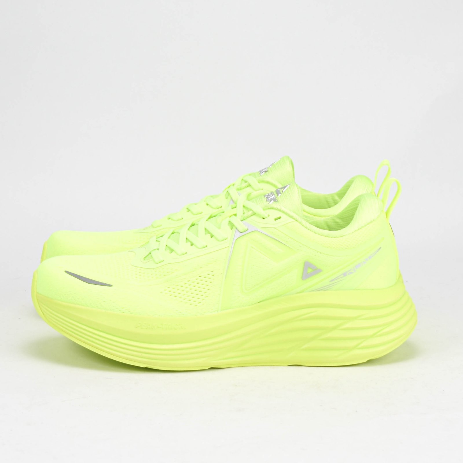 Baskets PEAK Taichi Turbo Fluo – Running & Sport Homme en Algérie Baskets PEAK Taichi Turbo Fluo – Running & Sport Homme en Algérie