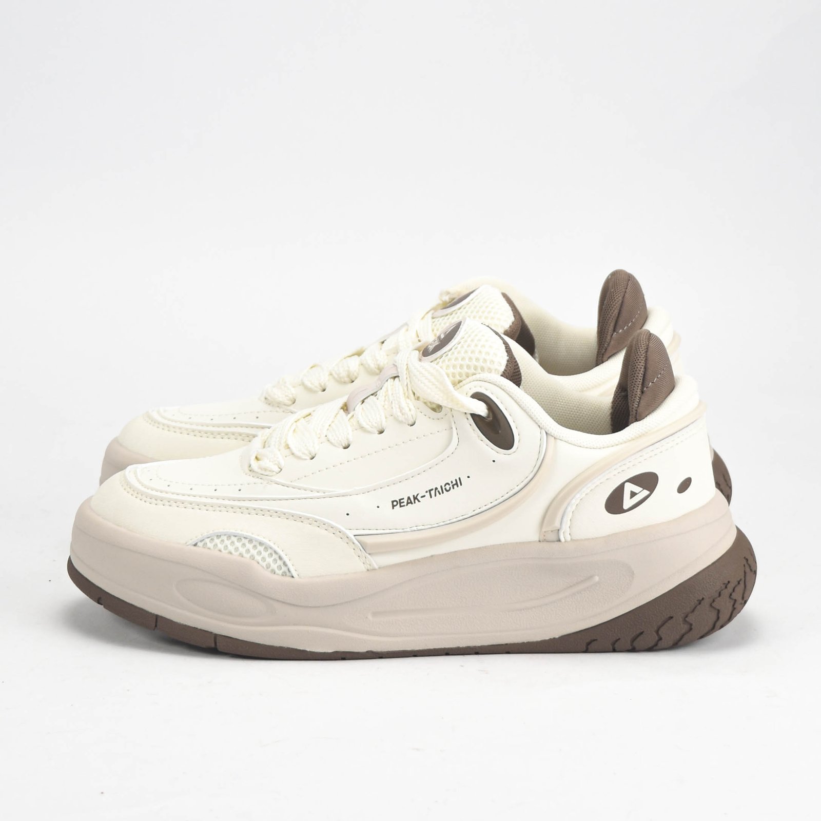 67380723-17331584 BASKETS PEAK TAICHI PANDA BEIGE - Image 1
