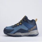 Affrontez l’hiver avec style et confort grâce aux HI-TEC Glacier Mid, des chaussures montantes robustes, idéales pour la ville et l’outdoor.