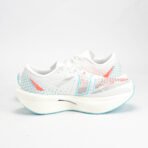 BASKETS PEAK RUNNING WHITE & BLUE - Image 2