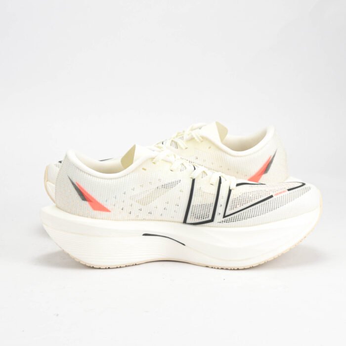 BASKETS PEAK RUNNING WHITE & BLACK - Image 4