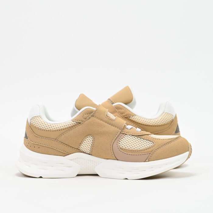 PEAK FOOTWEAR - Image 4