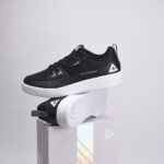 PEAK FOOTWEAR