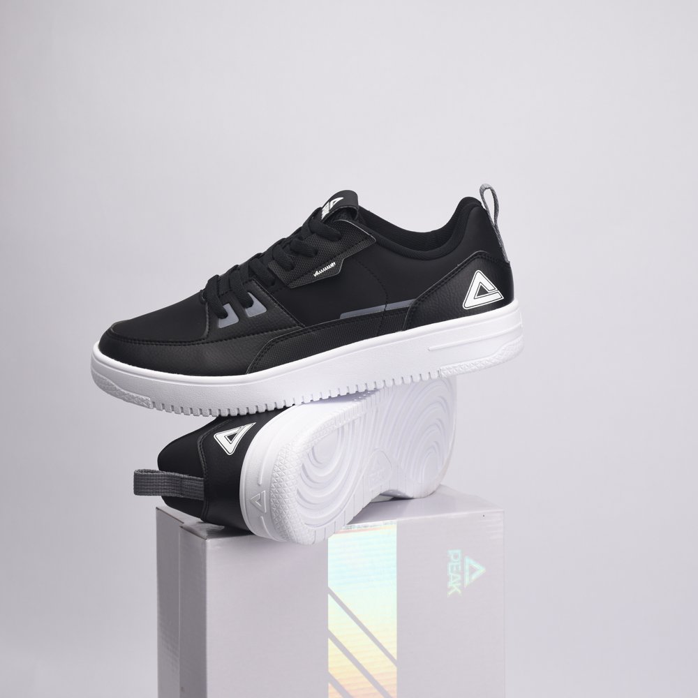 17025477-80900817.jpg PEAK FOOTWEAR - Image 1