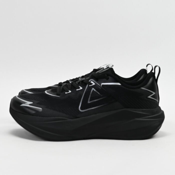 PEAK FOOTWEAR - Image 2