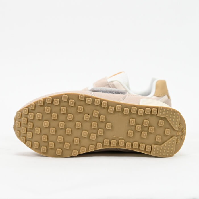 PEAK FOOTWEAR - Image 5