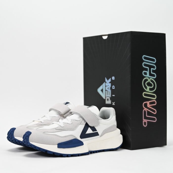 PEAK FOOTWEAR - Image 2