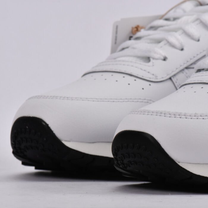 REEBOK CLASSIC LEATHER WHITE/RED/BLACK - Image 4
