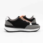 Ellesse Men Sneakers - Image 3
