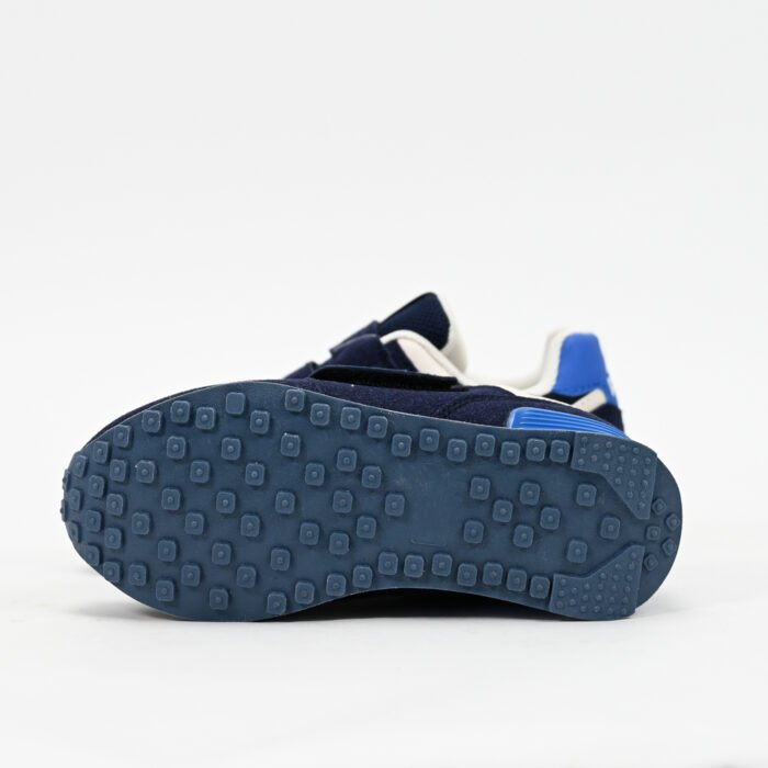 PEAK FOOTWEAR - Image 7