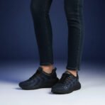 Champion Syphon Script Low Sneakers - Image 6