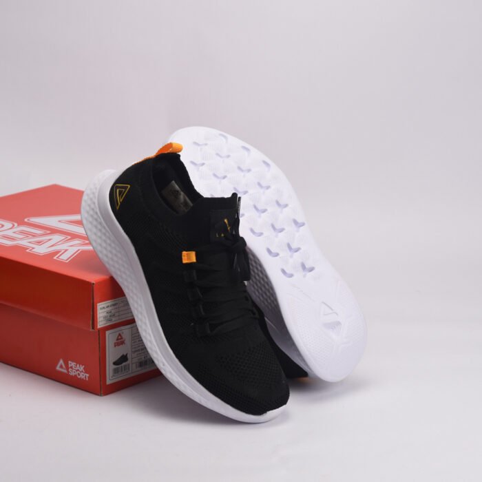 PEAK FOOTWEAR - Image 3