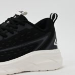 PEAK FOOTWEAR - Image 3