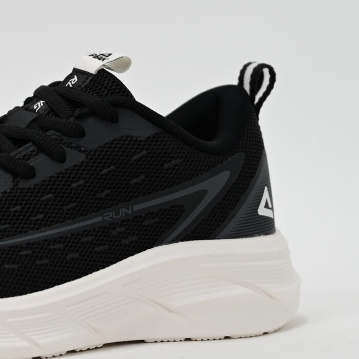 PEAK FOOTWEAR - Image 3