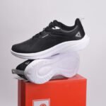 PEAK FOOTWEAR