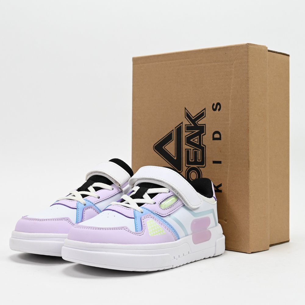 755671973f5763be.jpg PEAK FOOTWEAR - Image 1