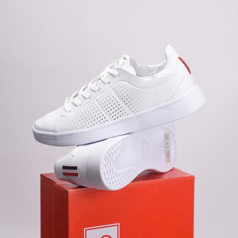 85714798-05139365.jpg PEAK FOOTWEAR - Image 1