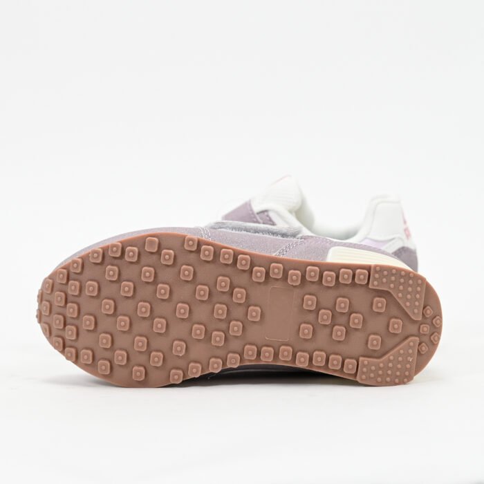 PEAK FOOTWEAR - Image 8