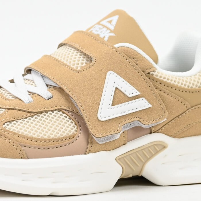 PEAK FOOTWEAR - Image 10
