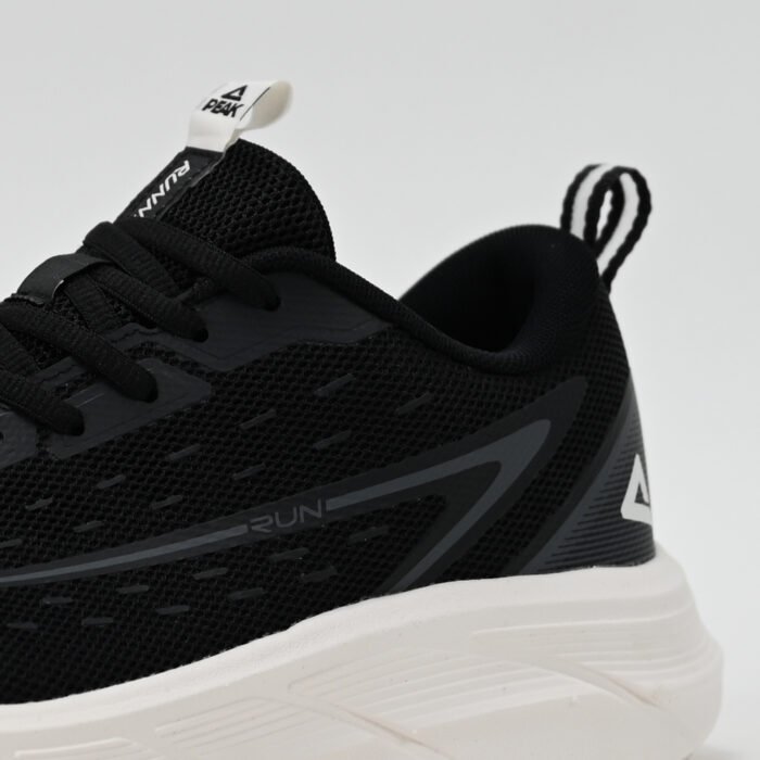 PEAK FOOTWEAR - Image 6