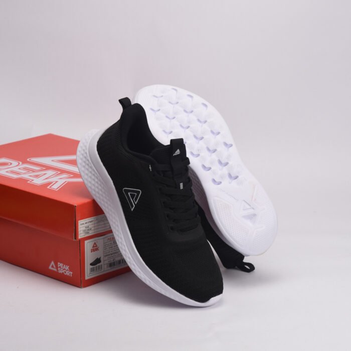 PEAK FOOTWEAR - Image 3