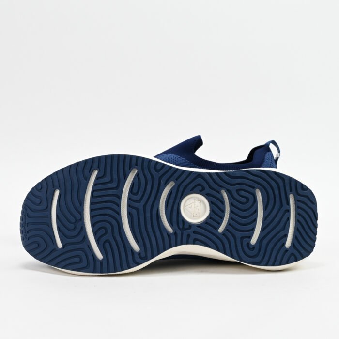PEAK FOOTWEAR - Image 2