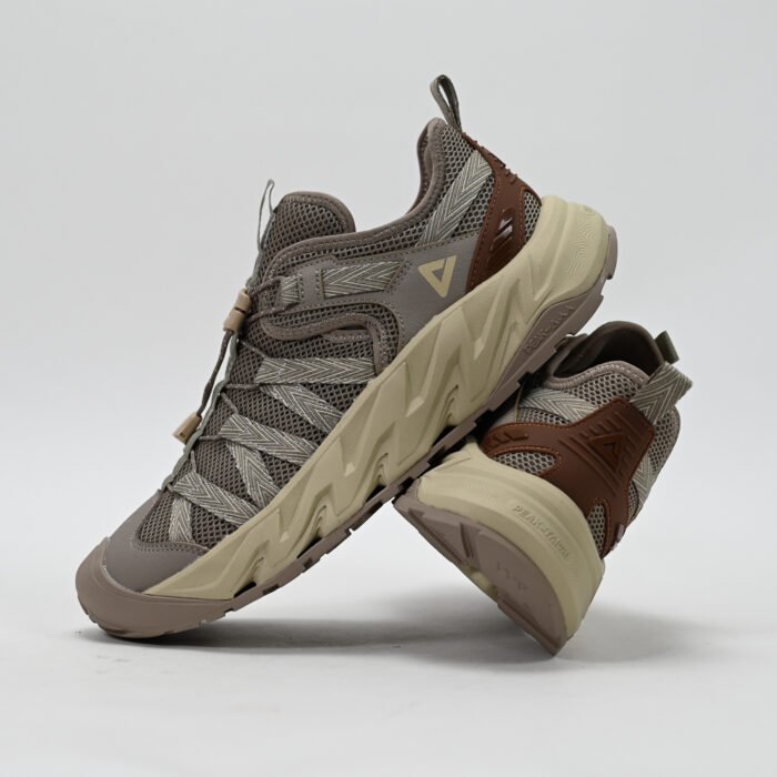 PEAK FOOTWEAR - Image 2