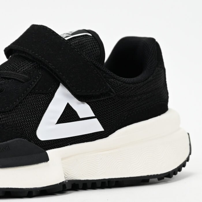 PEAK FOOTWEAR - Image 5