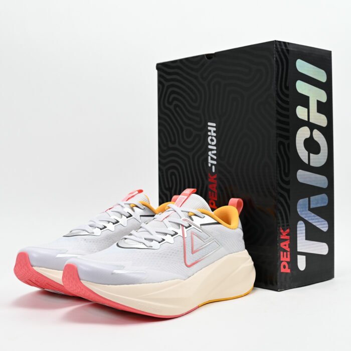 PEAK FOOTWEAR - Image 2